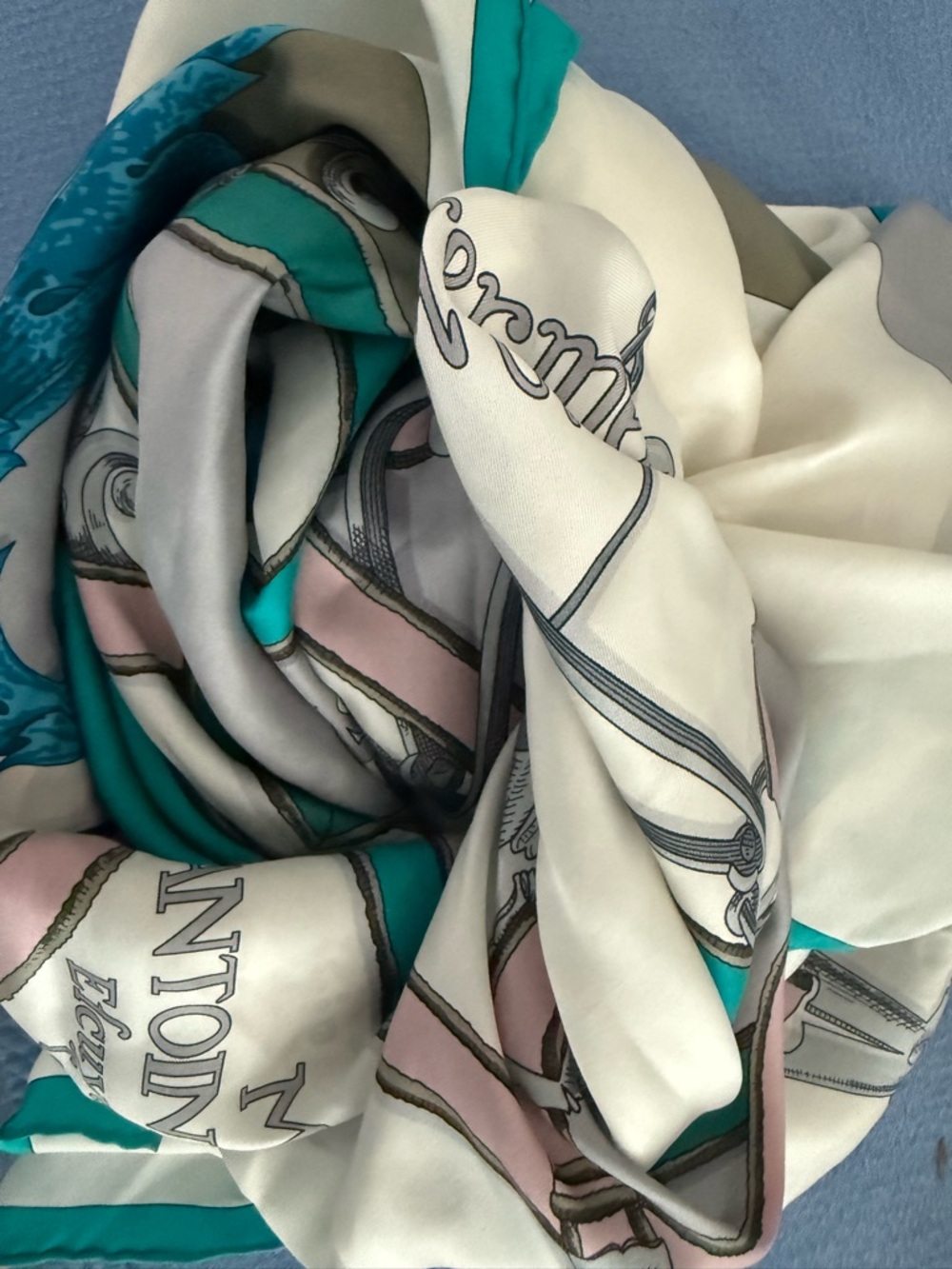 140 CM Hermès Silk Scarf in Teal, Pink, Gray and Cream - Picture 2 of 6
